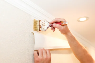 Pose de papier peint à Gosné — revêtements muraux et toiles de verre